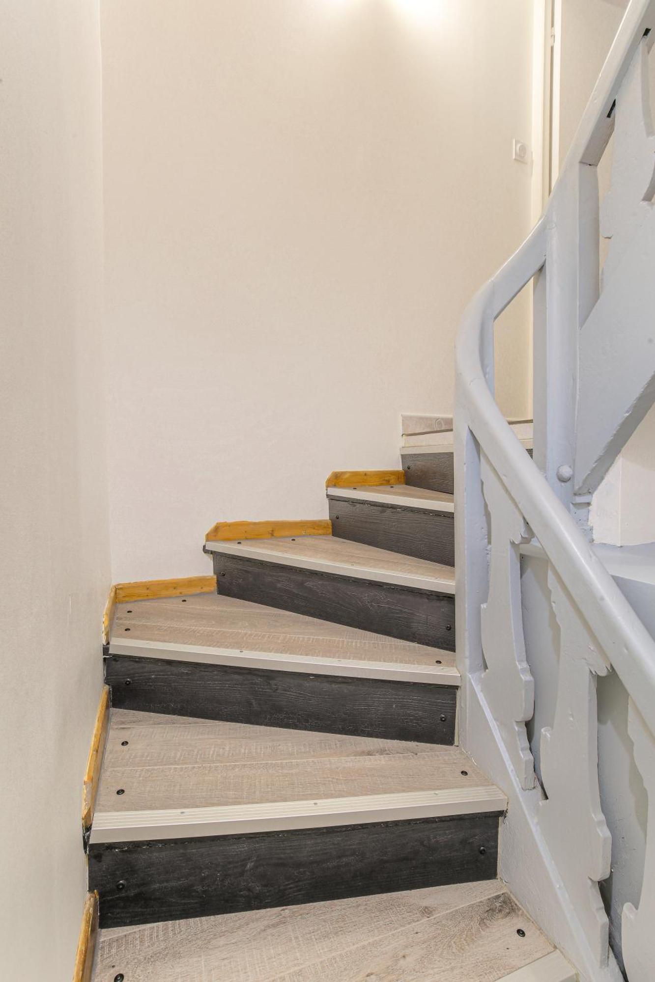 Le Triplex, 2 Chambres, 2 Salles De Bain Lagnieu Exterior photo